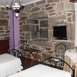 Vicente Risco Hotel *