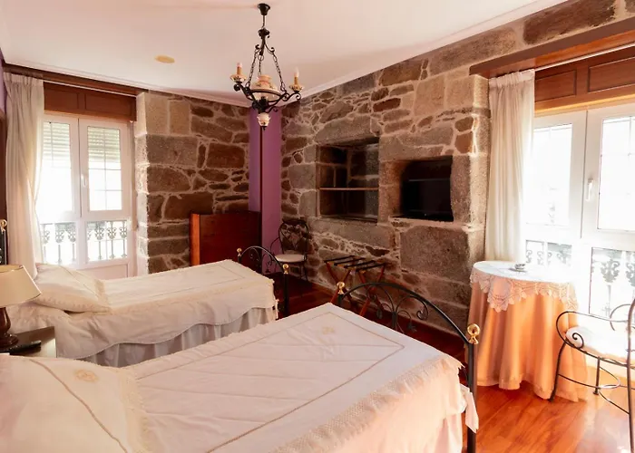 Hotel Vicente Risco Castro Caldelas