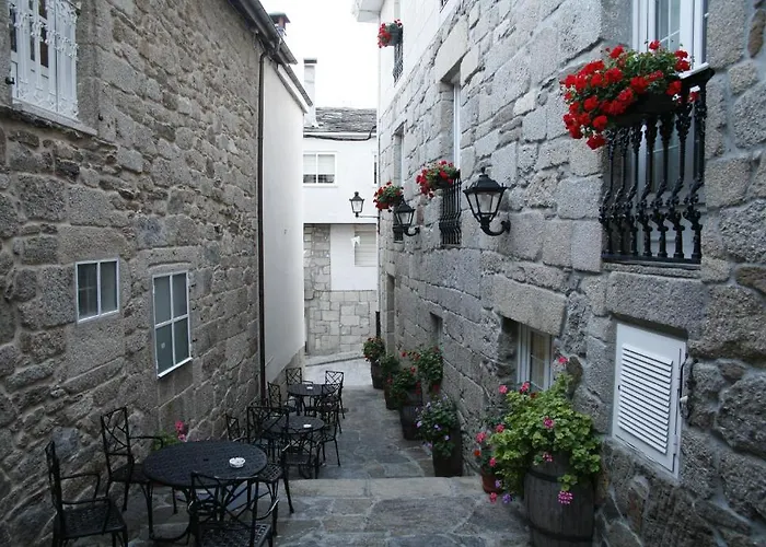 Vicente Risco Hotel Castro Caldelas